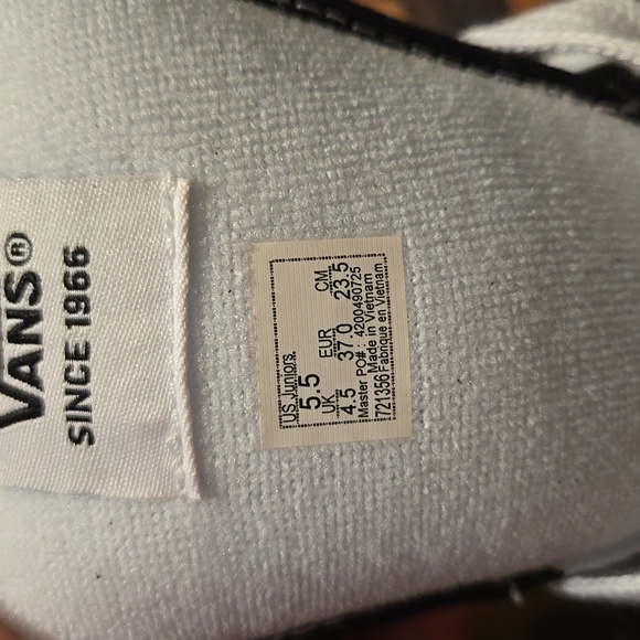 Vans Knu Skool Checkerboard Skate Shoe - Black / White - Picture 8 of 8